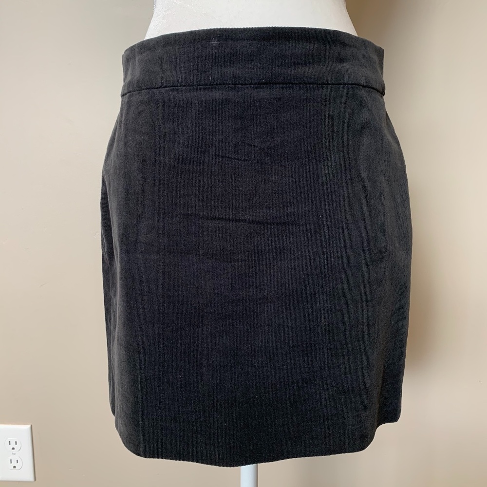 Banana Republic Dark Gray Corduroy Skirt Size 6